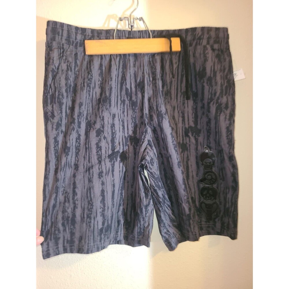 Disney Parks Shorts Mens NEW Gray Villains Halloween Hades Jafar Ursula Size Med